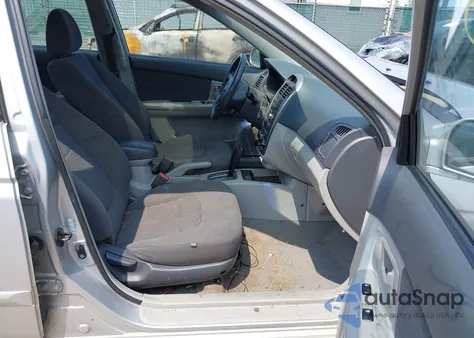 2006 Kia Spectra5 z USA, uszkodzony, nr VIN KNAFE161X65346986